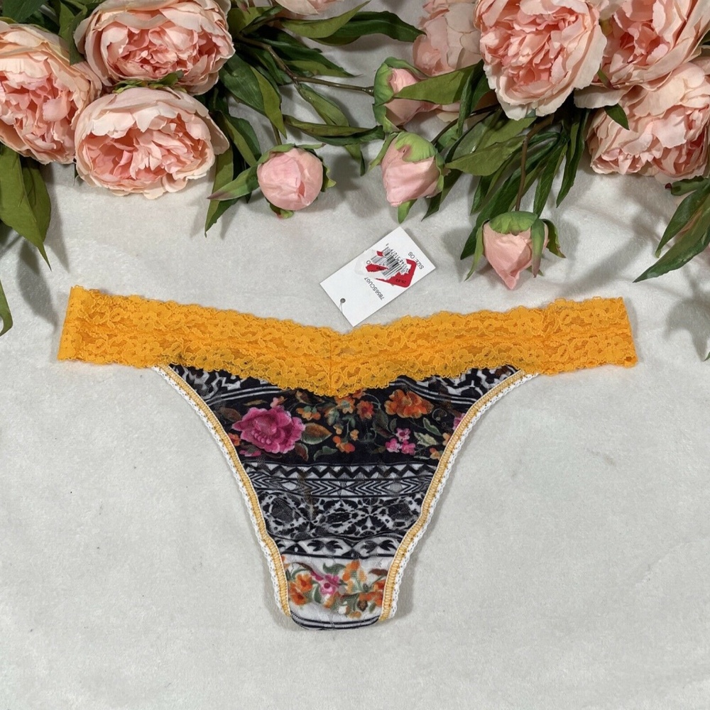 NWT Hanky Panky (4811) Lace Original Rise Thong in Floral Aztec [SZ‎ O/S ]